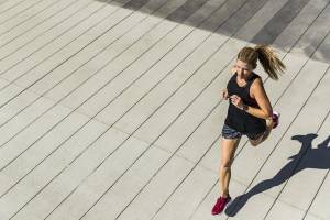 workout daily woman running