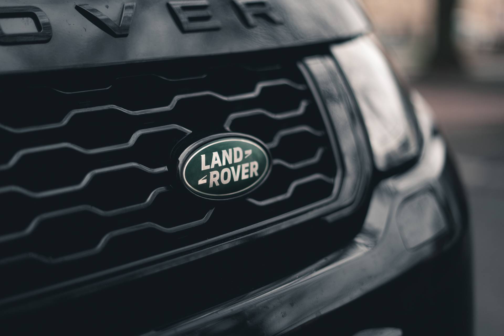 Green Revolutions: A Sneak Peek at the Electric Land Rover Defender Coming in 2027